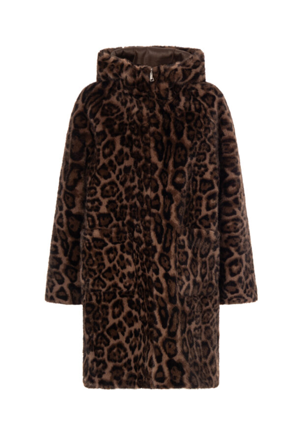 Betta Corradi_Mantel-Leo