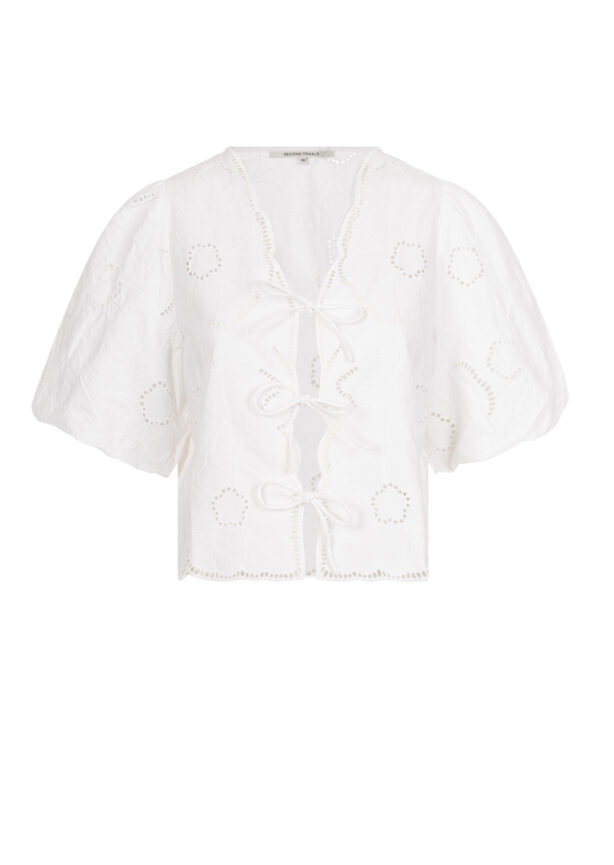 second-female-bluse-avrille-weiß-lochstickerei