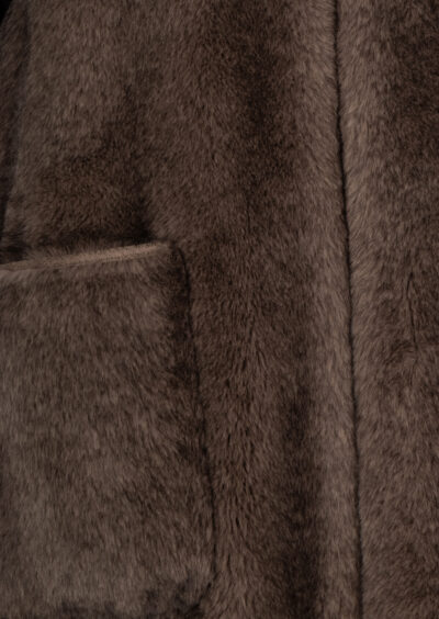 Fake-Fur Wendemantel "Mink" - Taupe – Bild 6